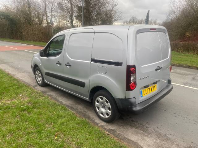 2017 Peugeot Partner 850 1.6 BlueHDi 100 Professional Van [non SS]