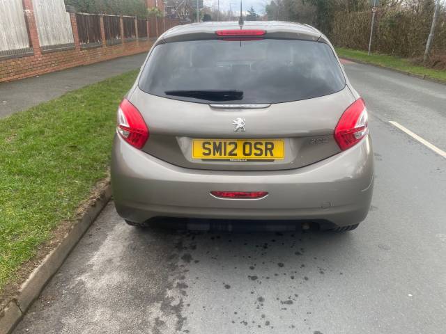 2012 Peugeot 208 1.4 HDi Allure 3dr