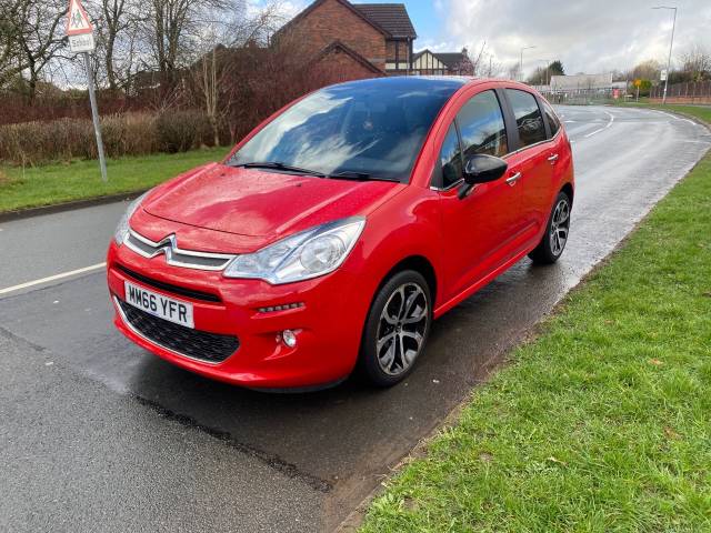 Citroen C3 1.2 PureTech Platinum 5dr Hatchback Petrol Red