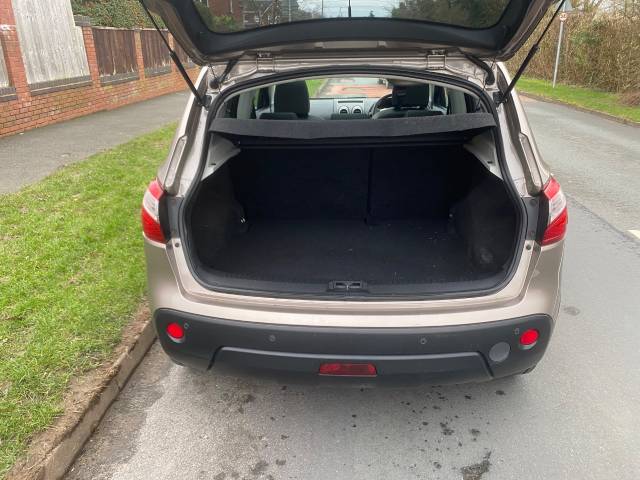 2013 Nissan Qashqai 2.0 dCi 360 5dr Auto 4WD