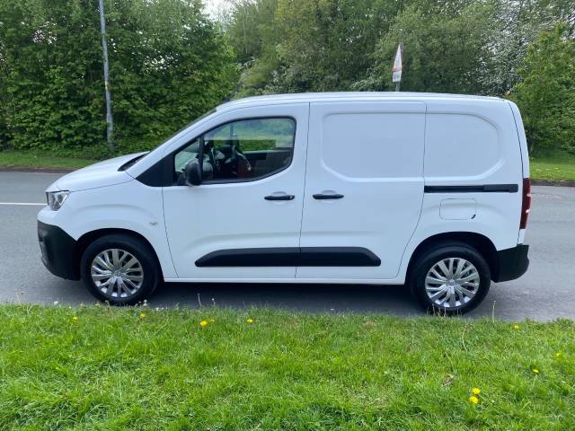 2020 Peugeot Partner 1000 1.5 BlueHDi 100 Professional Van