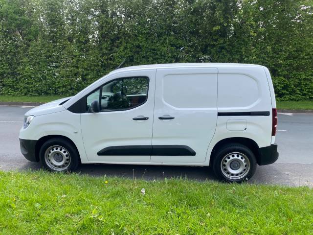 2019 Vauxhall Combo Cargo 2300 1.6 Turbo D 100ps H1 Edition Van